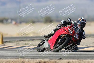 media/Dec-04-2025-Racers Edge (Thu) [[5ebc9f124d]]/2-A Group/2-Session 2 (Turn 4)/